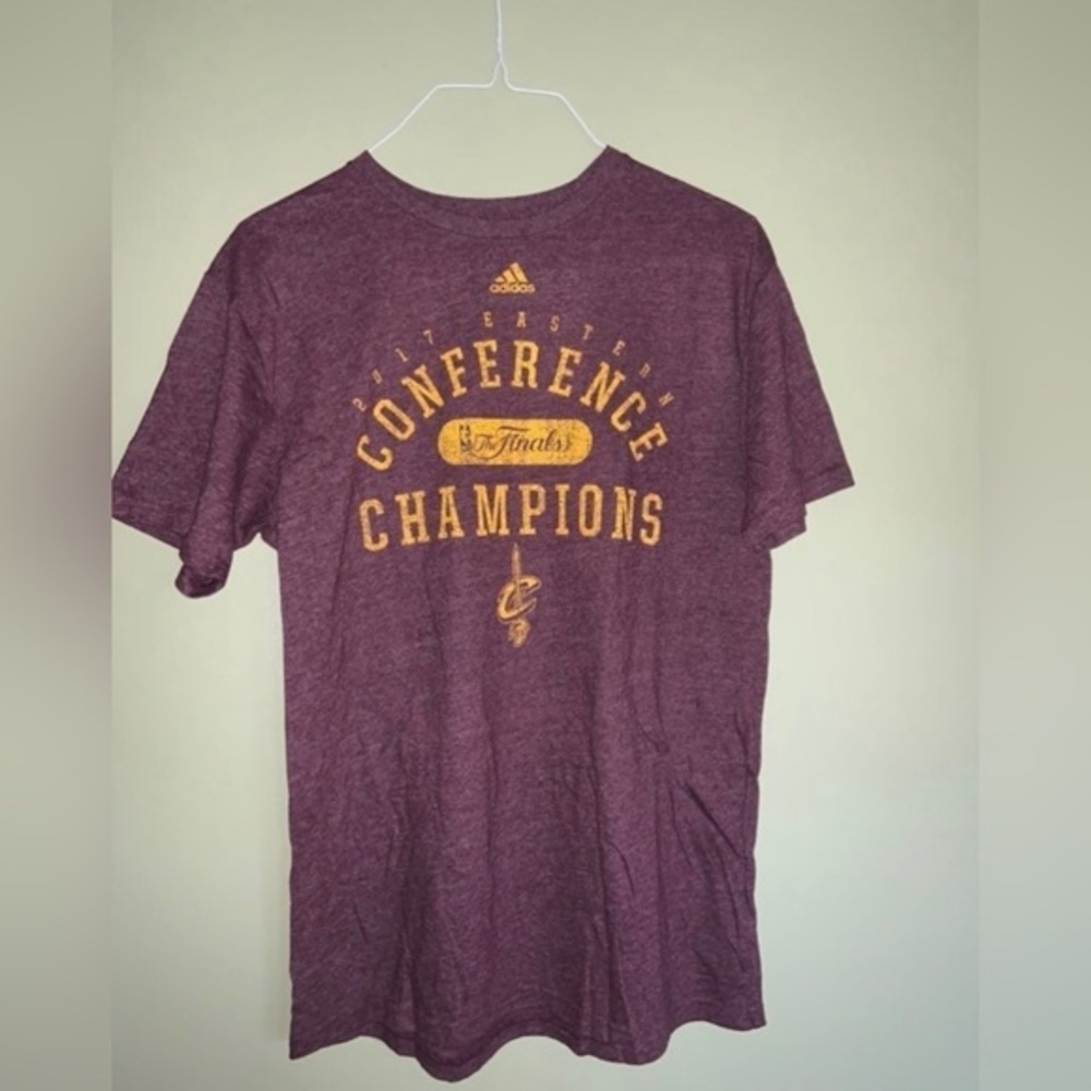 Men’s Cleveland Cavaliers 2017 Eastern Conference champions T-Shirt Size Large